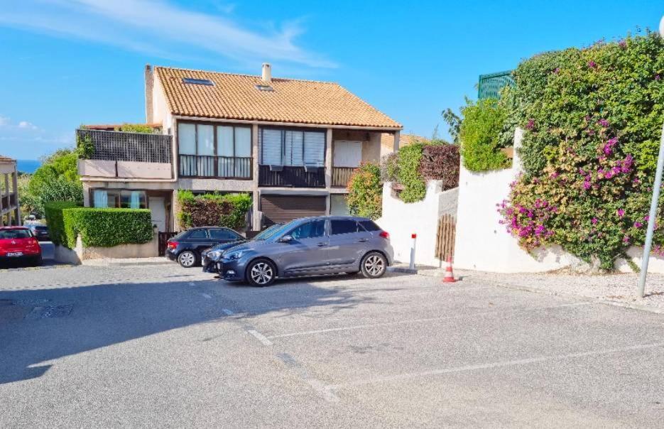 Appartement Avec Terrasse Vue Mer, Proximite Plage, Place Parking Sanary-sur-Mer Eksteriør bilde