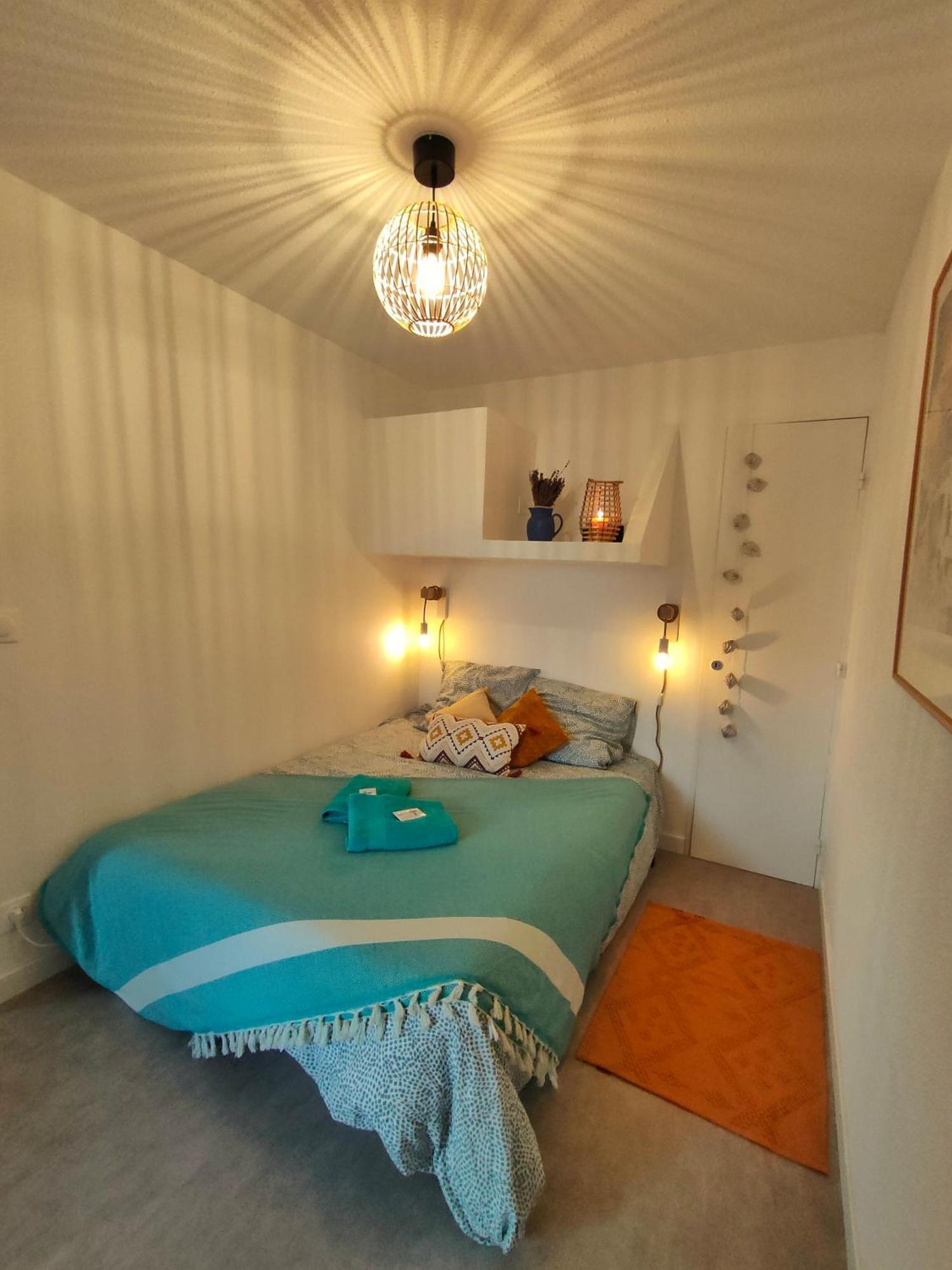 Appartement Avec Terrasse Vue Mer, Proximite Plage, Place Parking Sanary-sur-Mer Eksteriør bilde